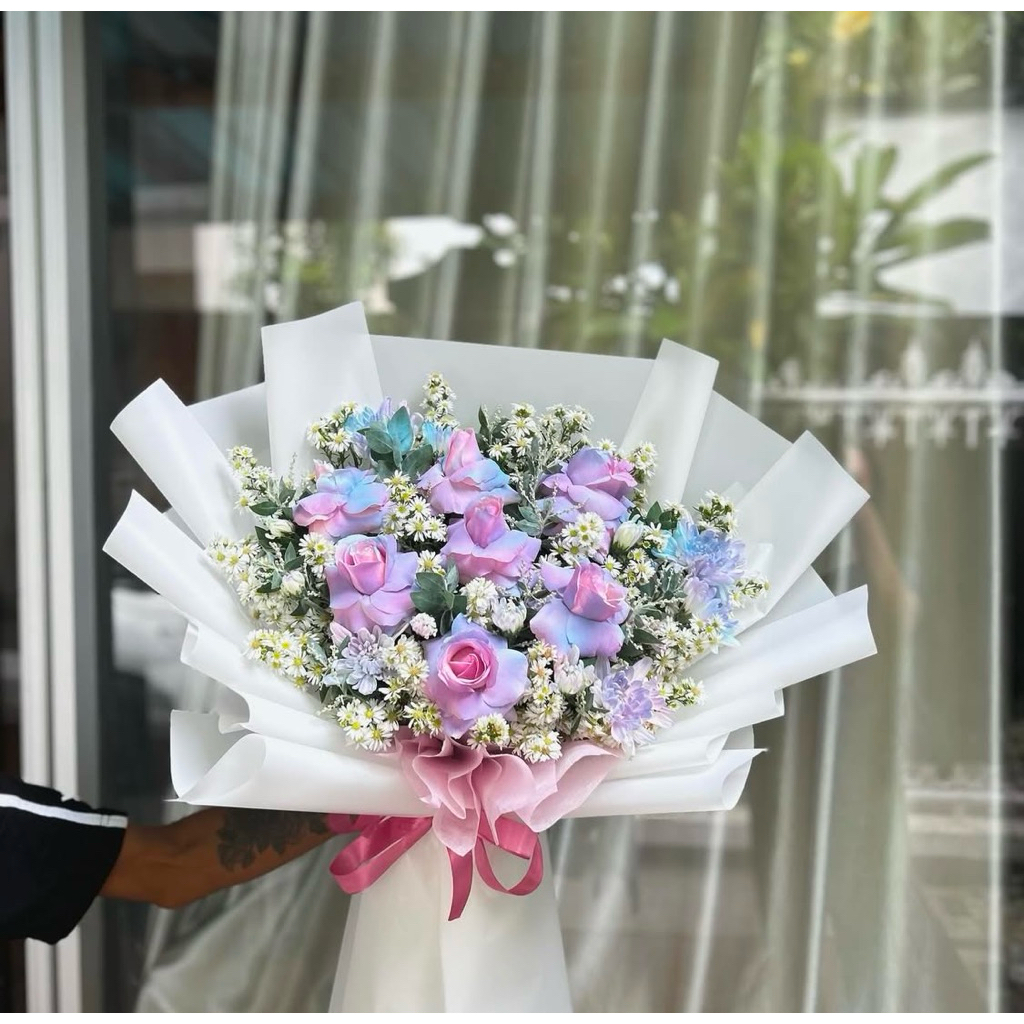 

spray pewarna bunga ungu biru