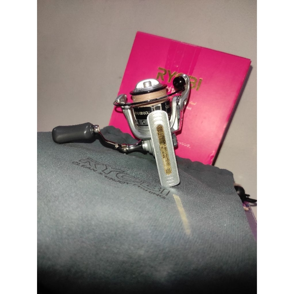 Reel Ryobi Smap Mini 800