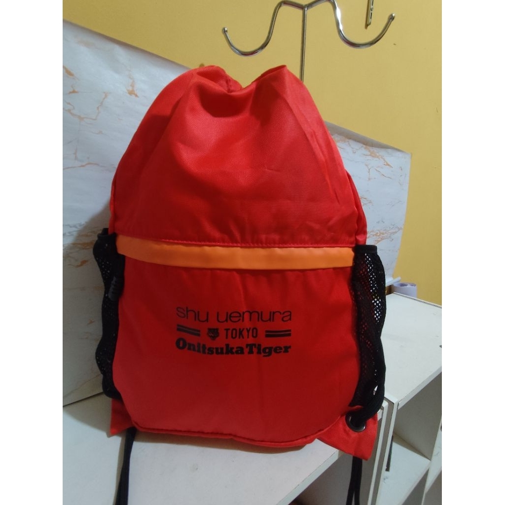 Shu Uemura X Onitsuka Tiger Drawstring Bag tas