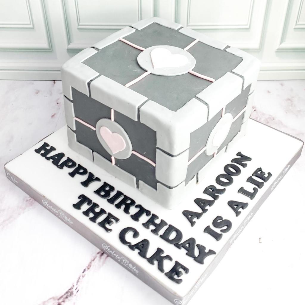 

Kue Ulang Tahun/Kue Ultah Tema Love/Kue Tema Love Kotak/Kue Birthday Jakarta