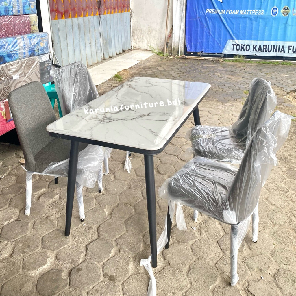 MEJA MAKAN MATTO BY IMPORTA 4 KURSI | MEJA MAKAN MINIMALIS | FREE ONGKIR BANDAR LAMPUNG