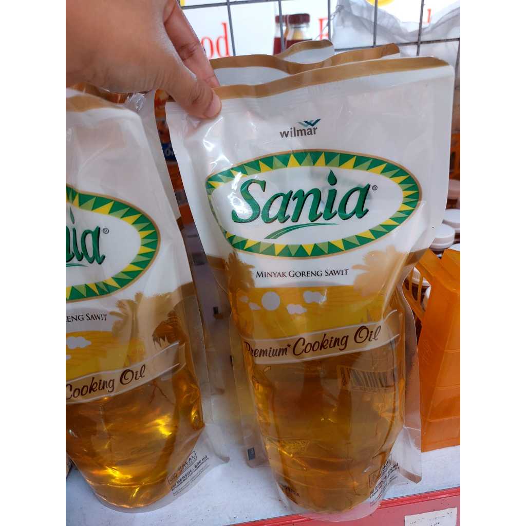 

Sania Minyak Goreng Sawit Premium Cooking Oil Pouch 800ML