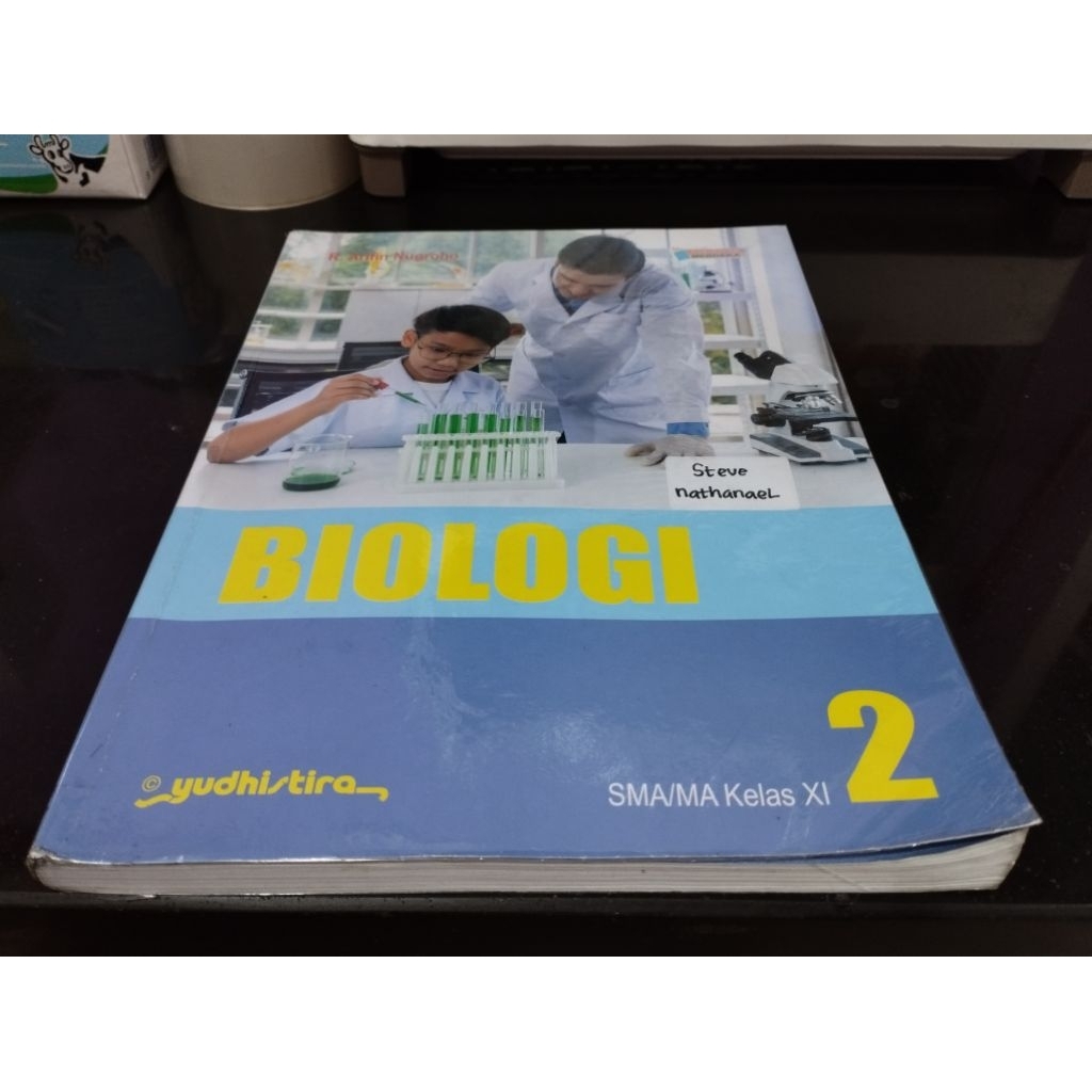 Buku bekas Biologi kelas 11