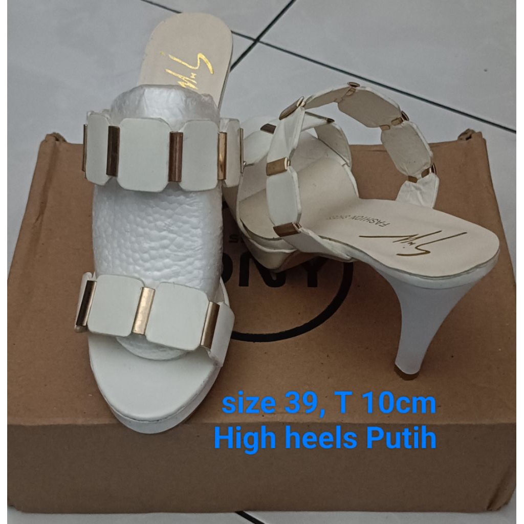 Sepatu Wanita Heels Putih New