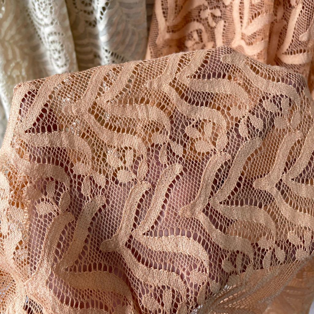 kain semi prada - kain katun brokat semi prada - kain katun brokat motif bunga premium - warna salem