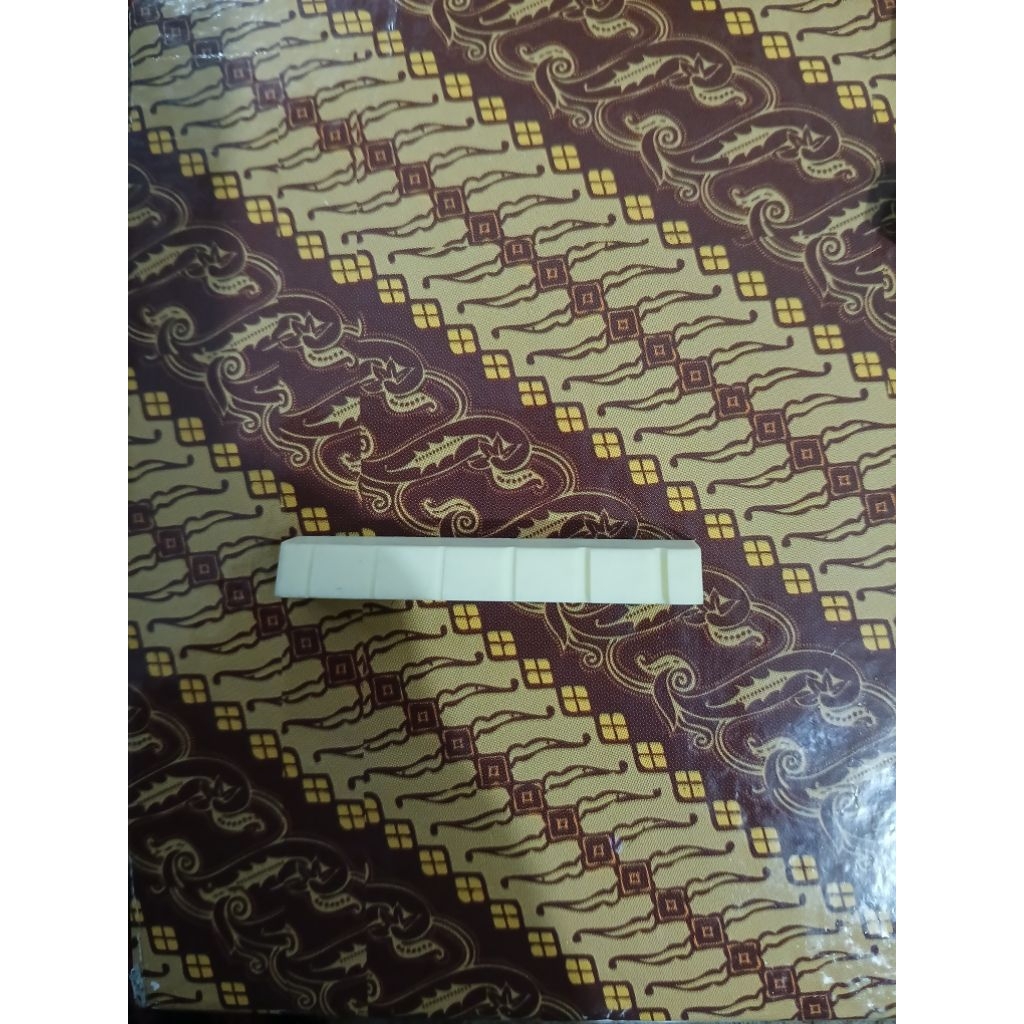 Nut Gitar Elektrik & Akustik Tulang Kidal & Kanan