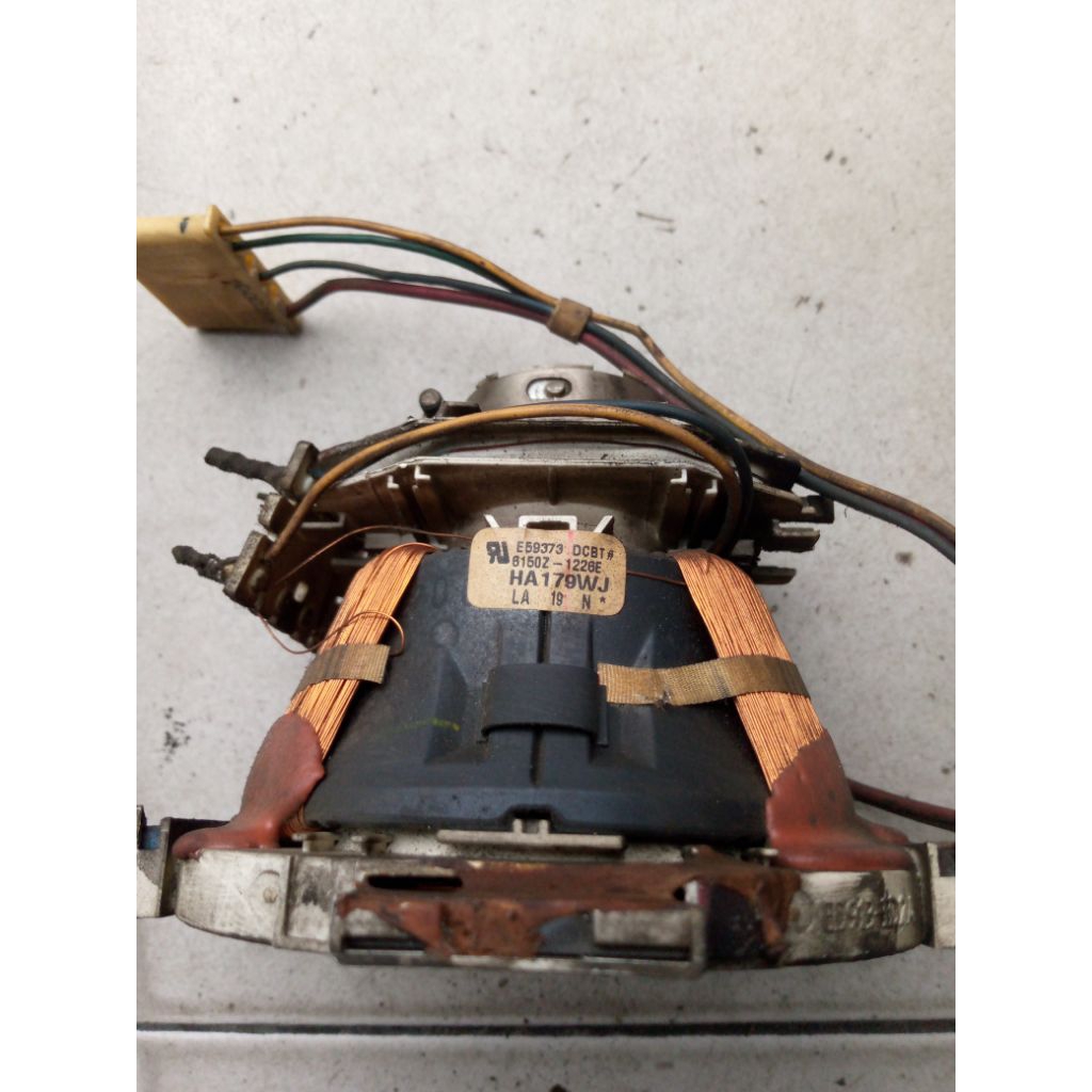 yoke, konde TV tabung flat 21inc merk Sharp, normal.