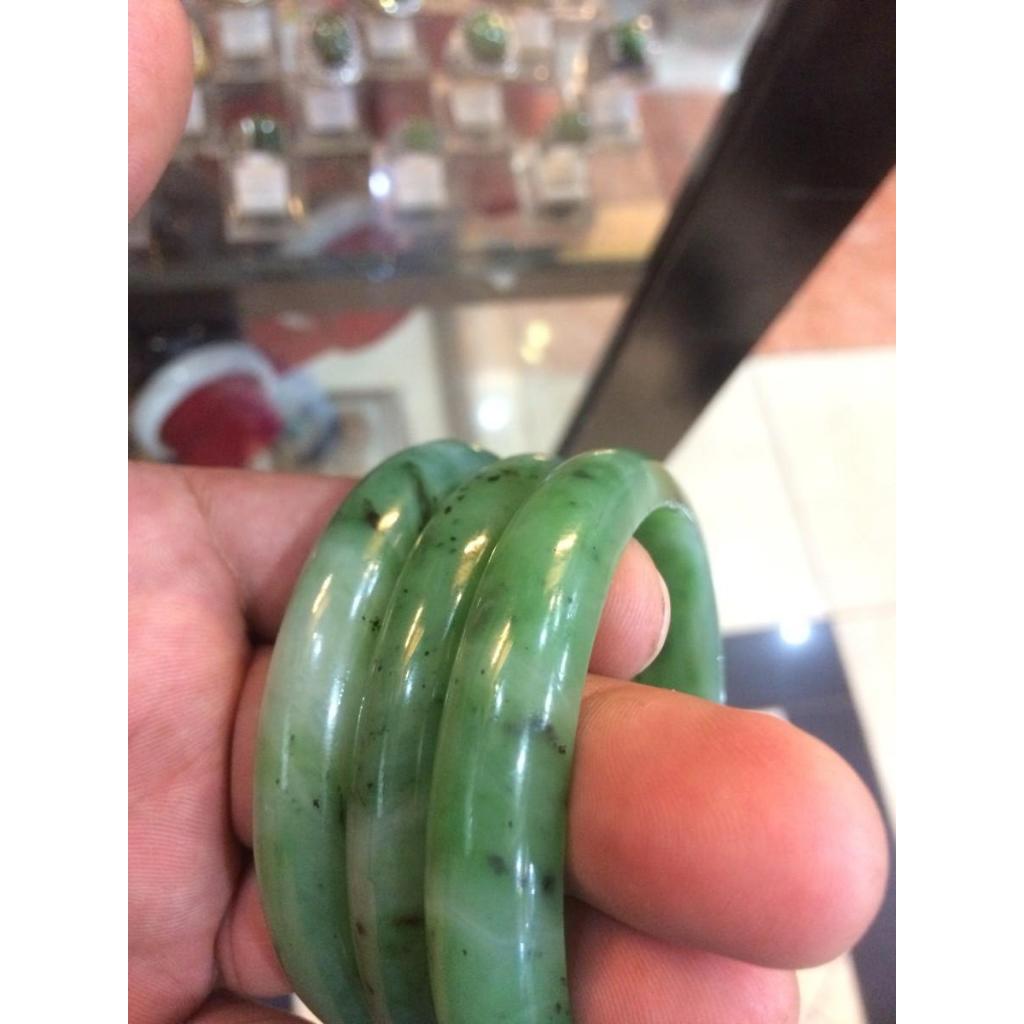 Gelang giok aceh, giok hijau pucuk pisang, nephrite jade hijau terindah, giok asli