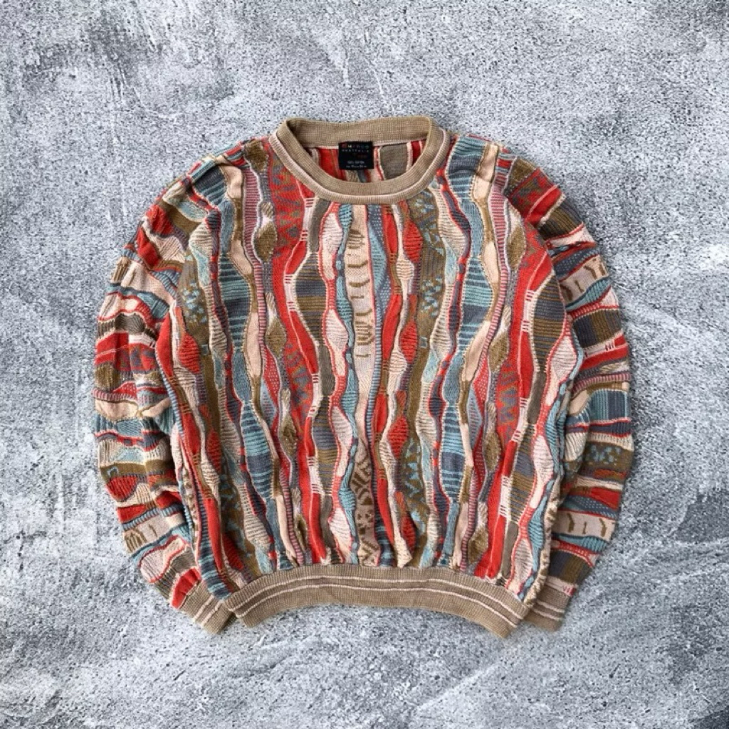Vintage Knitwear "Emaroo Australia" 3D Rajut Timbul Sweater Coogi Pattern