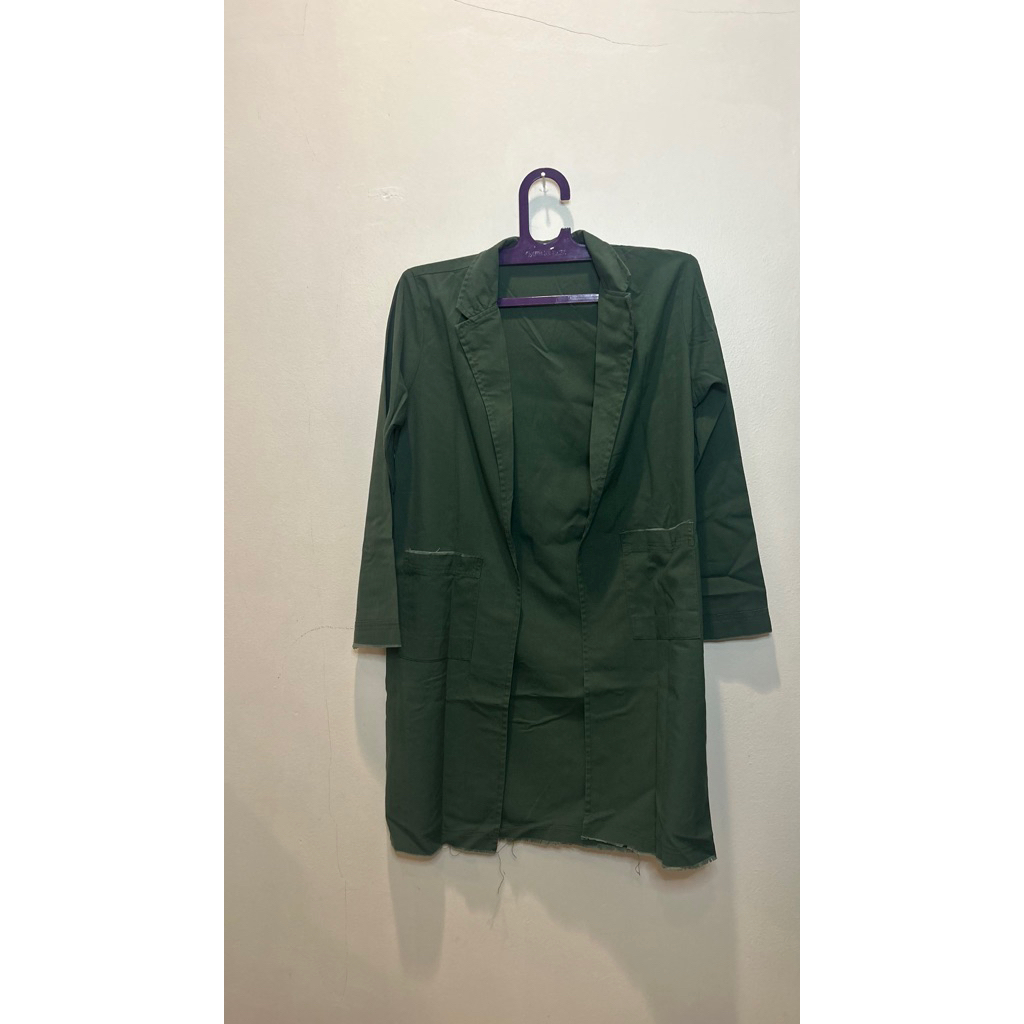 Preloved Blazer Wanita Uniqlo Polos