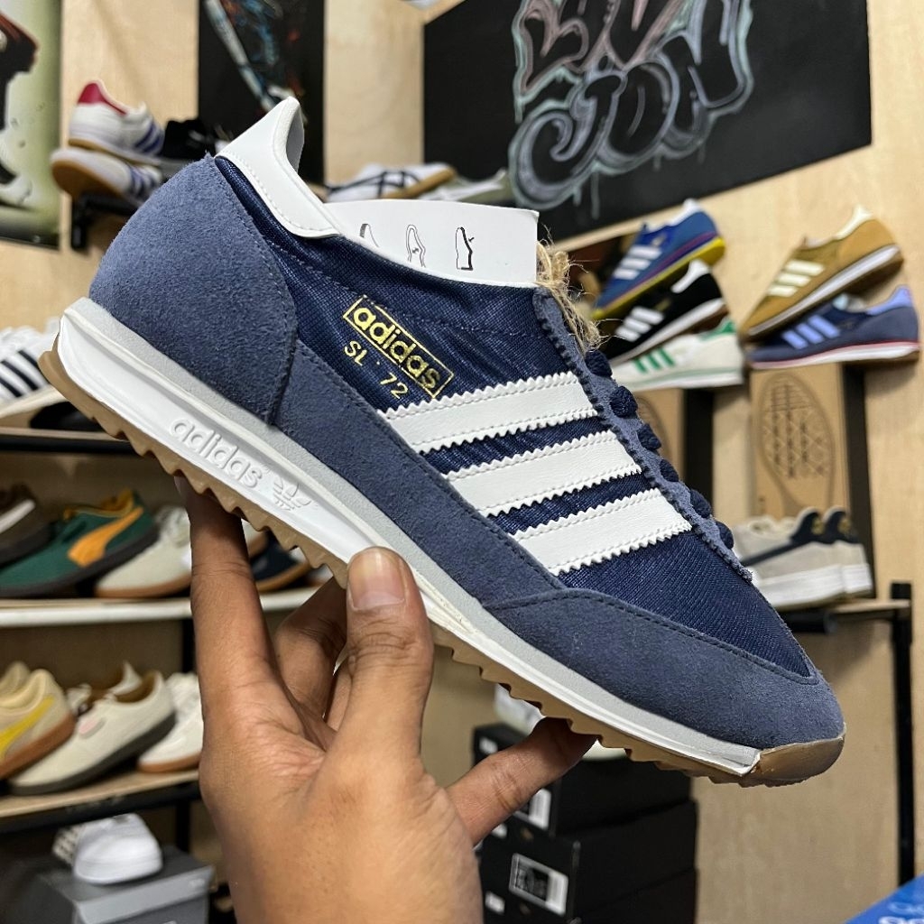 ADIDAS SL72 NAVY LIST WHITE BNIB