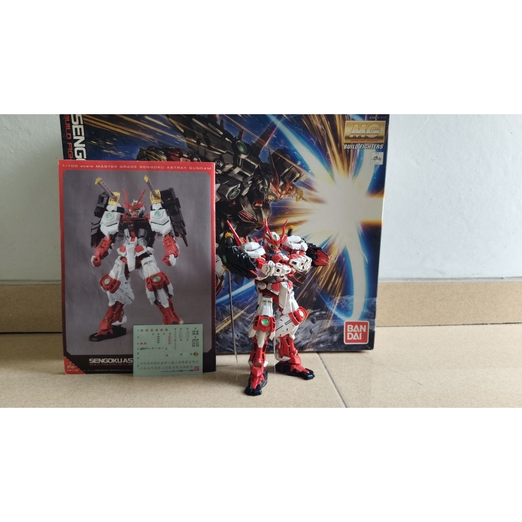 MG Sengoku Astray & MG Astray Red Frame Kai
