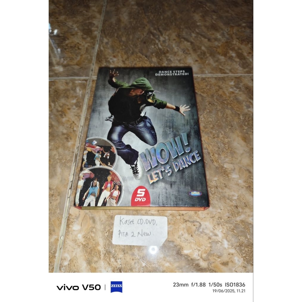 Kaset DVD - Wow Let's Dance