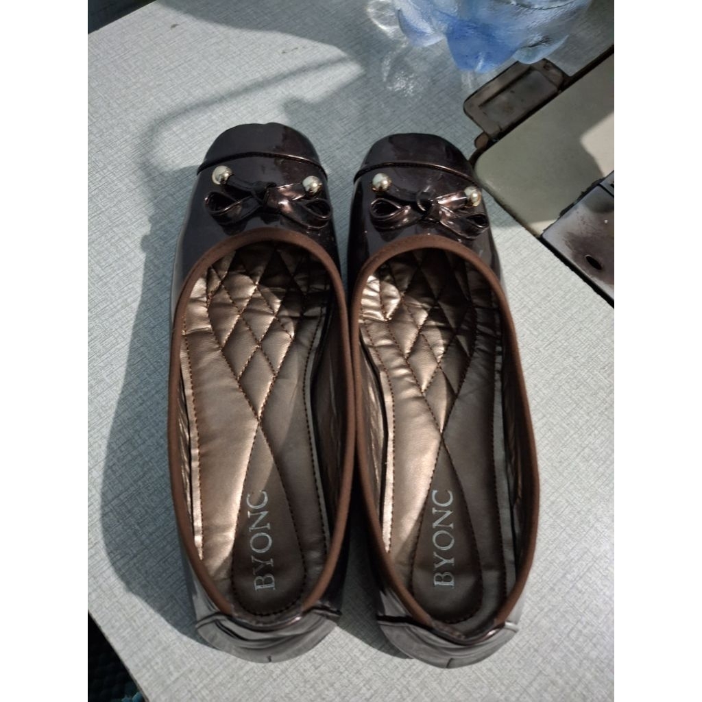 PRELOVED FLATSHOES