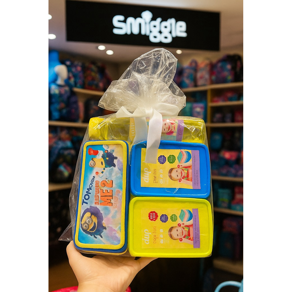 

Paket Perlengkapan Sekolah Anak