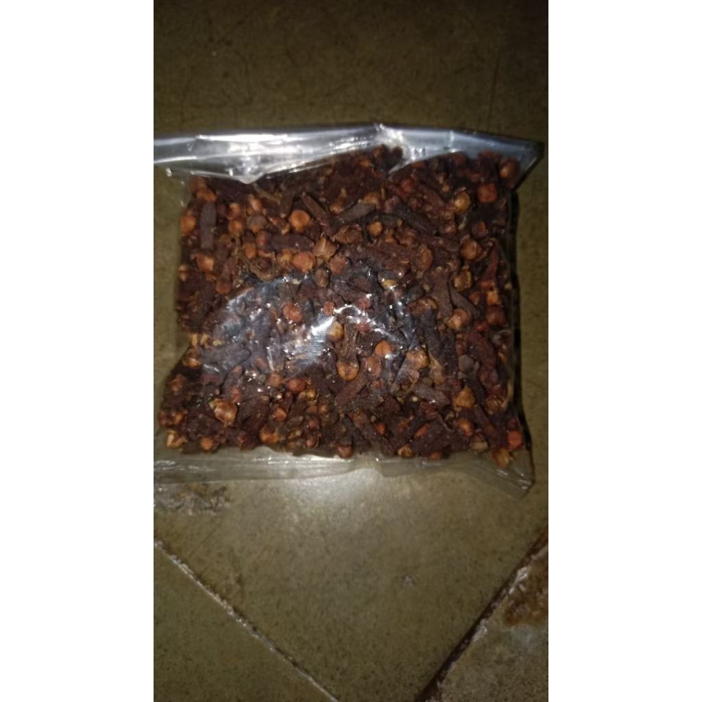 

Cengkeh 250 gr
