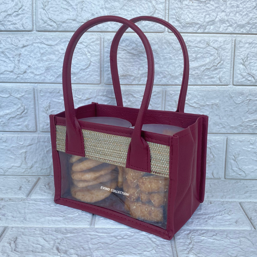 

Tas Parcel Mika Mendong (Maroon) Ukuran 2 Toples Silinder Tas Mika Hampers