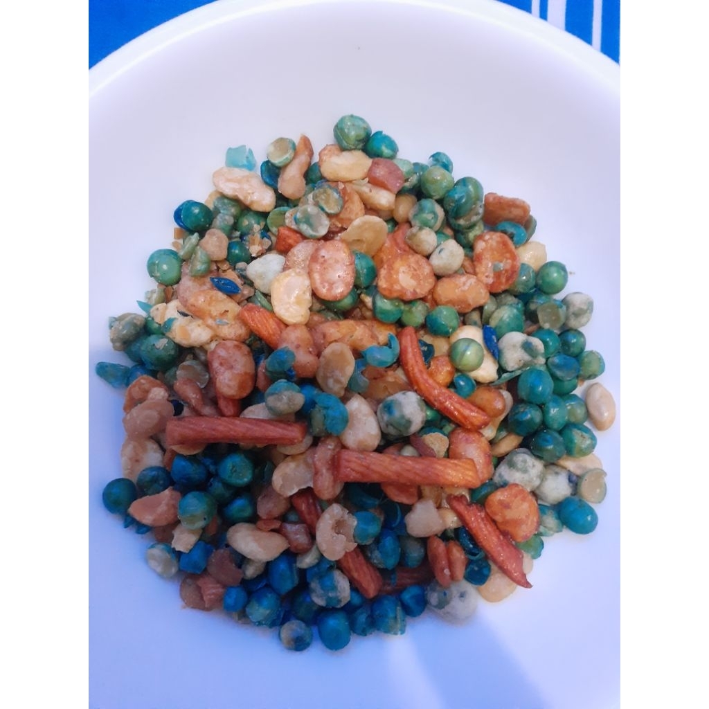 

Kacang Koro Mix Jajanan Toples