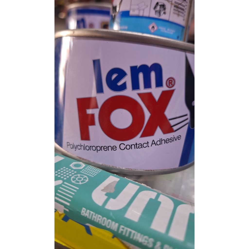 

Lem Fox Biru