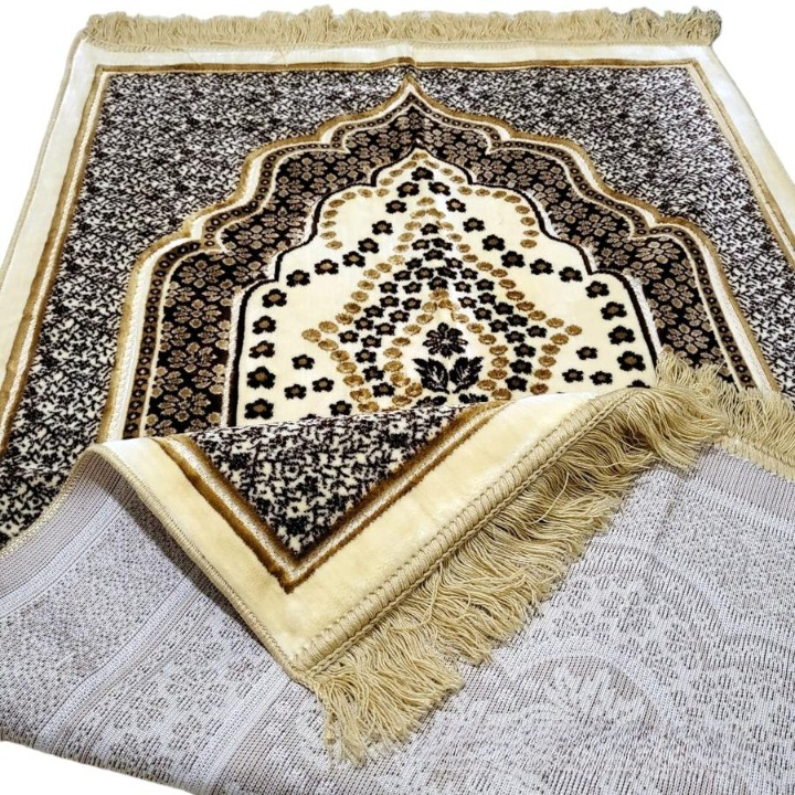 Sajadah Tebal Turki Turkey Halus Lembut Perlengkapan Sholat Muslim Sajadah  Bermotif  Bagus