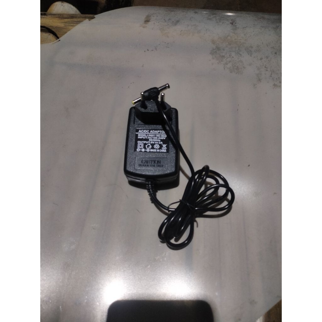 adaptor 5vol 2A untuk stb