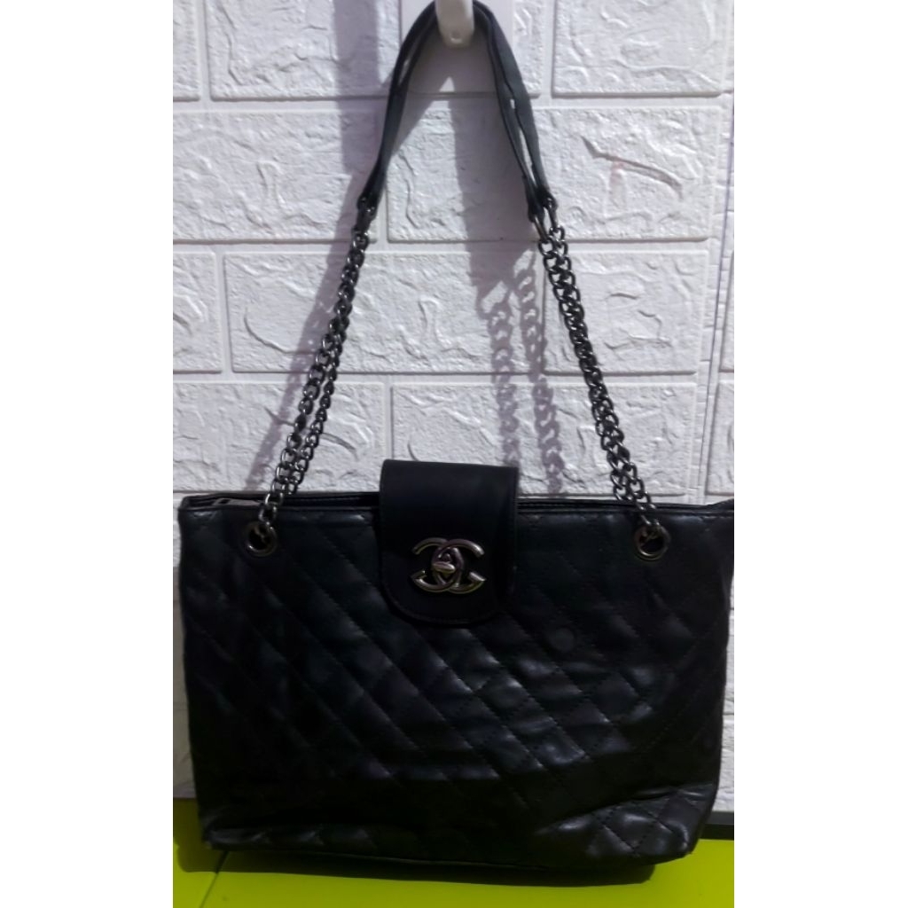 Tas Tote Wanita Kulit ( ala chanel )