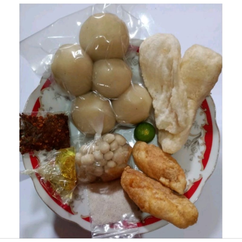 

baso aci isi ayam suwir mercon xtra pedasnya sunrise food spesial banget mon