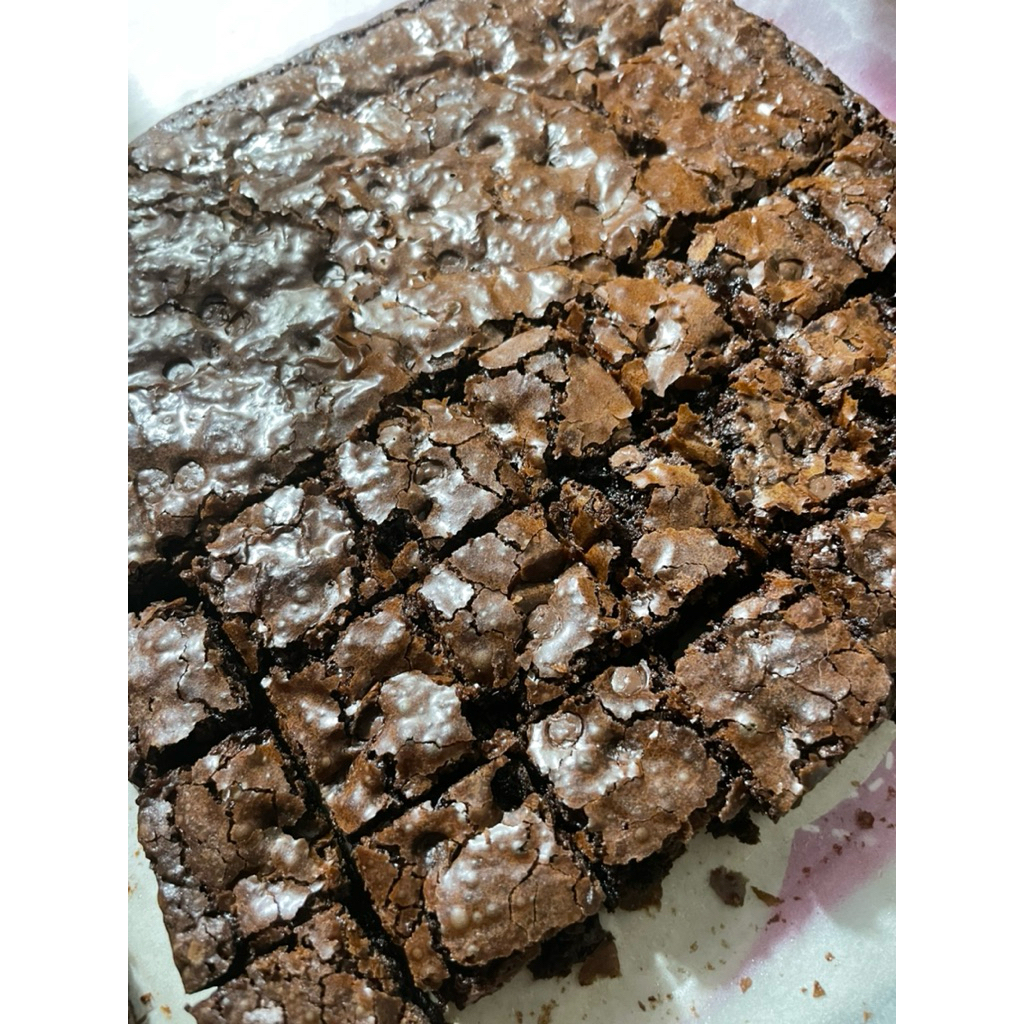 

Fudgy Brownies cup 16oz