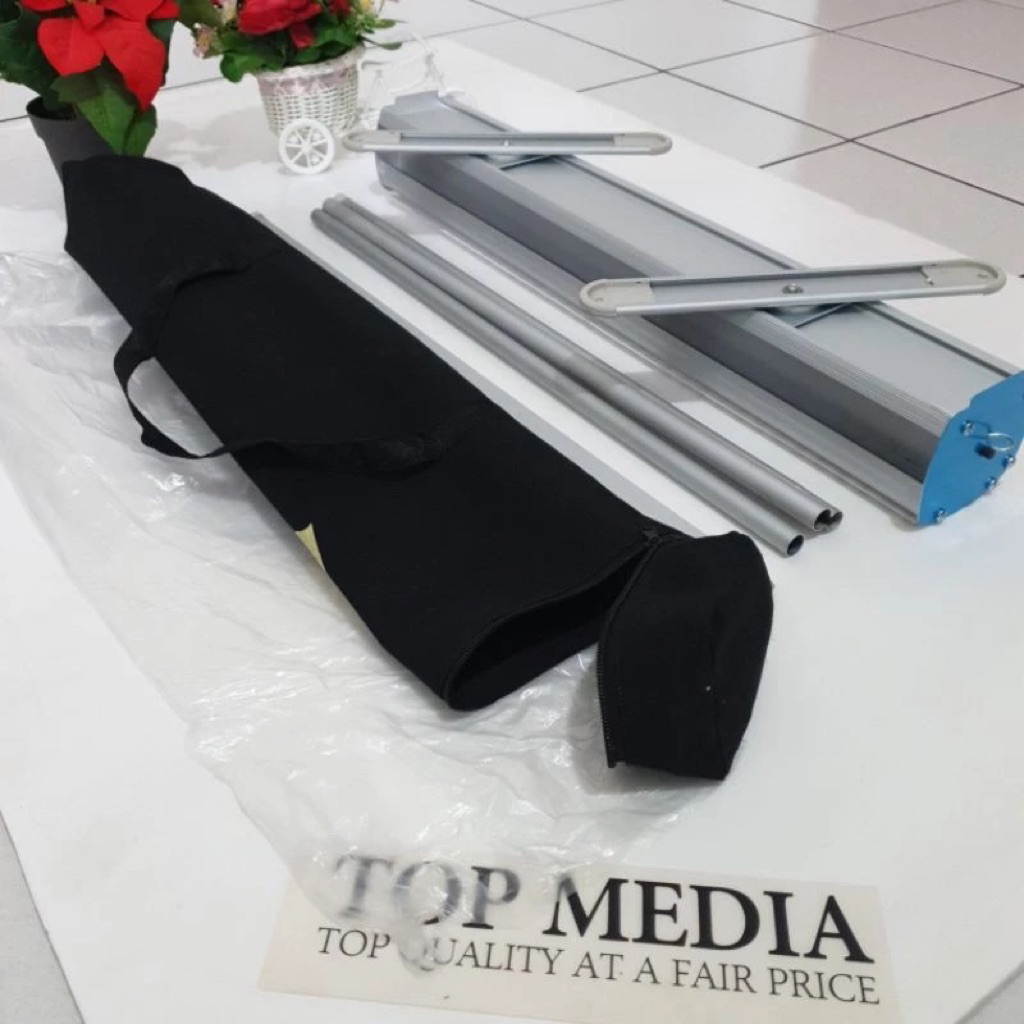 Roll Up Banner 60 X 160