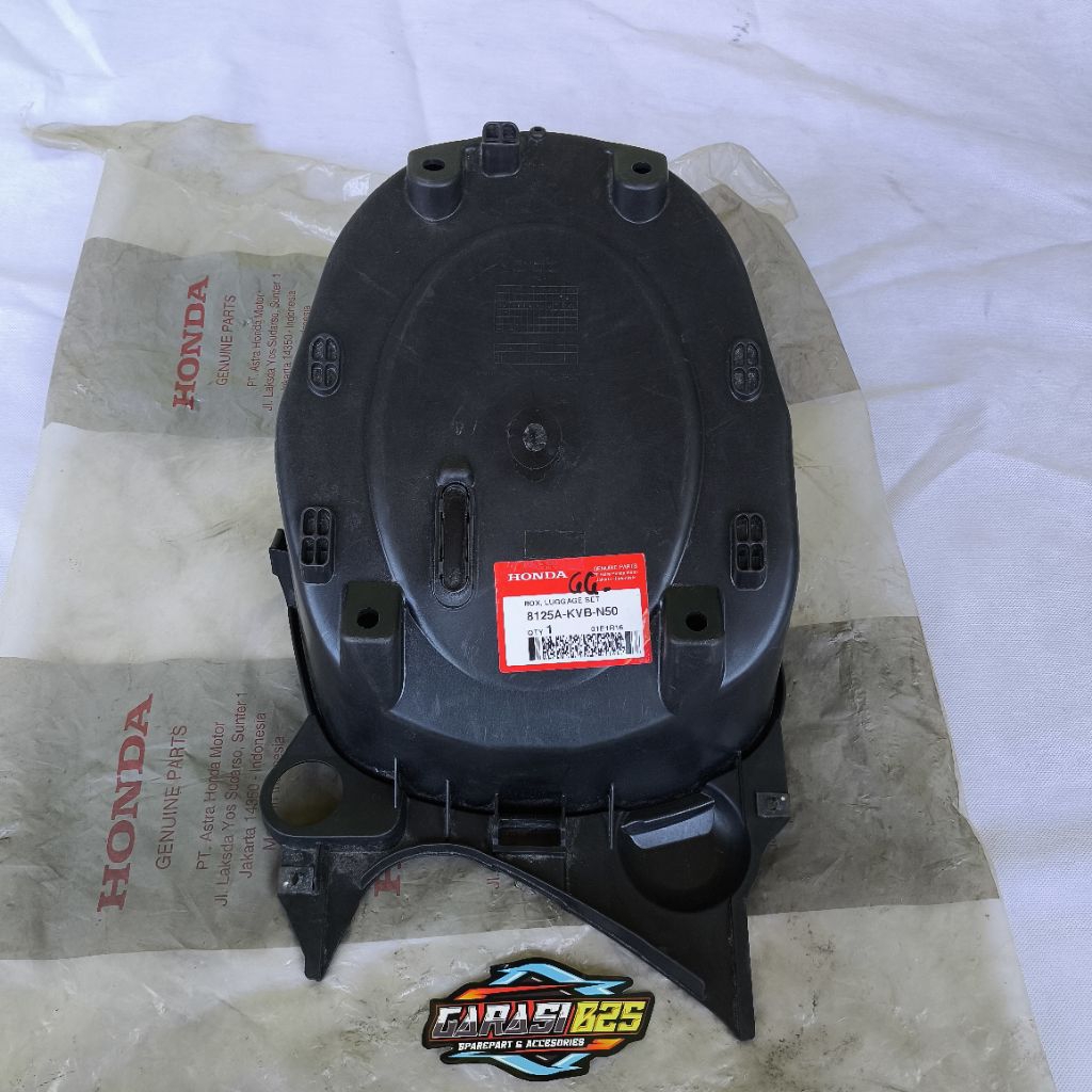 8125A-KVB-N50 box bagasi Honda Vario 110 techno original AHM