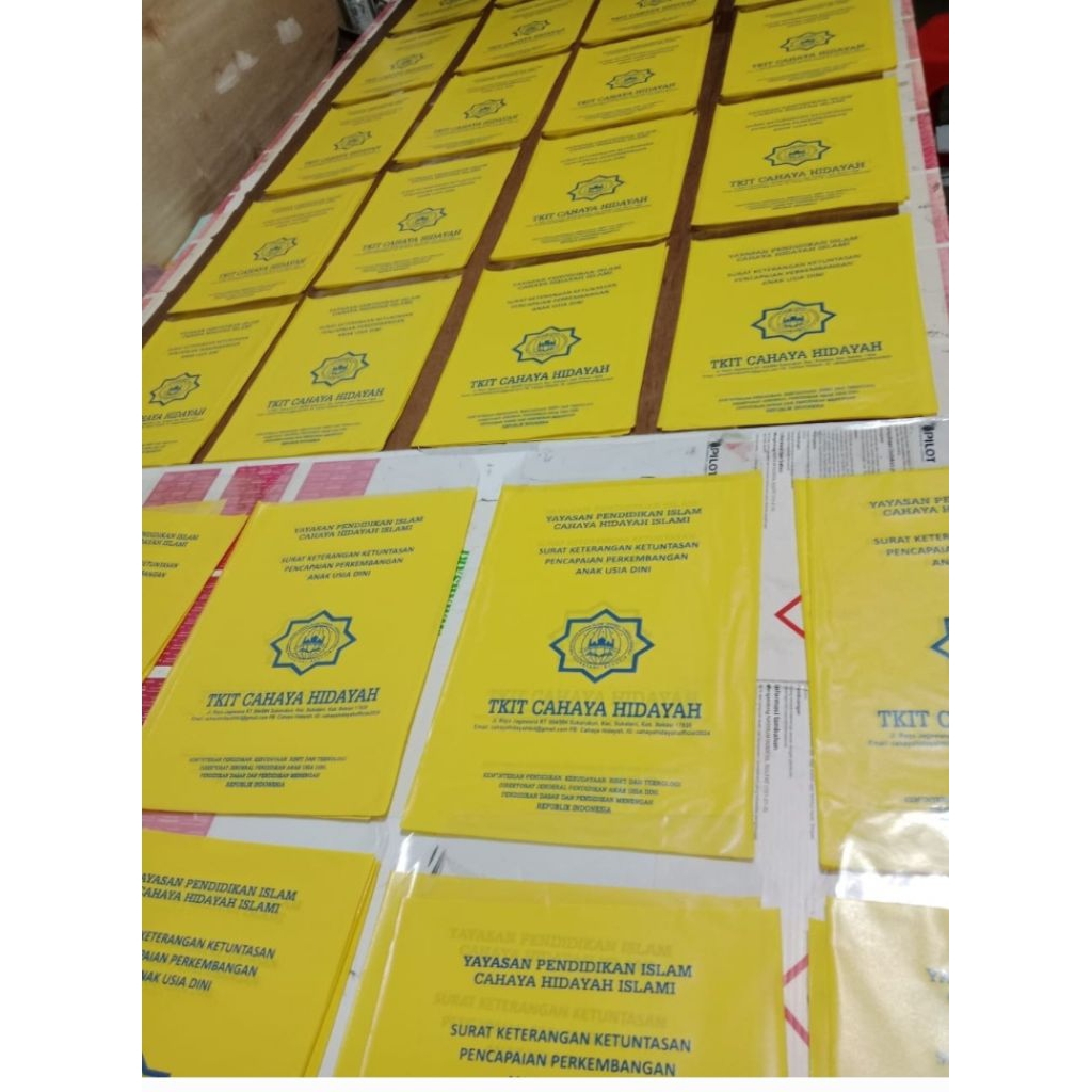

SAMPUL DAN KANTONG IJAZAH MINIM ORDER 100 PCS