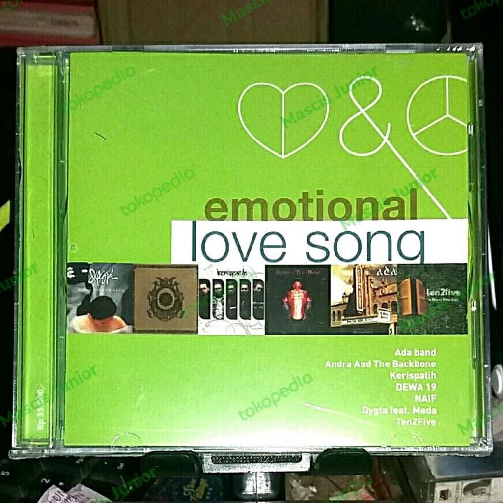 CD Emotional Love Song . Dewa 19 Romeo Kapten NAIF Ten2Five Ada Band Krishna New Spectrum feat Dudi 