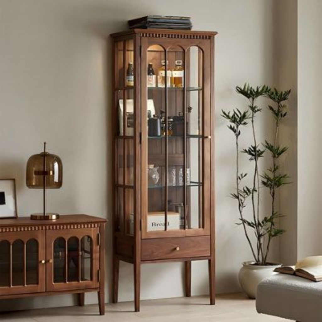 Lemari Pajangan Minimalis Kaca Kayu Jati Kaki Panjang 05NAG