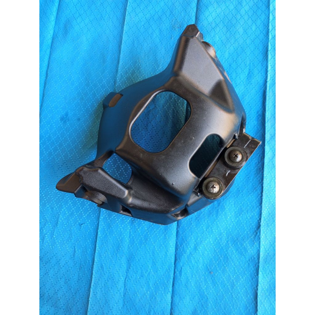 batok lampu depan bagian belakang Yamaha Vixion old Original