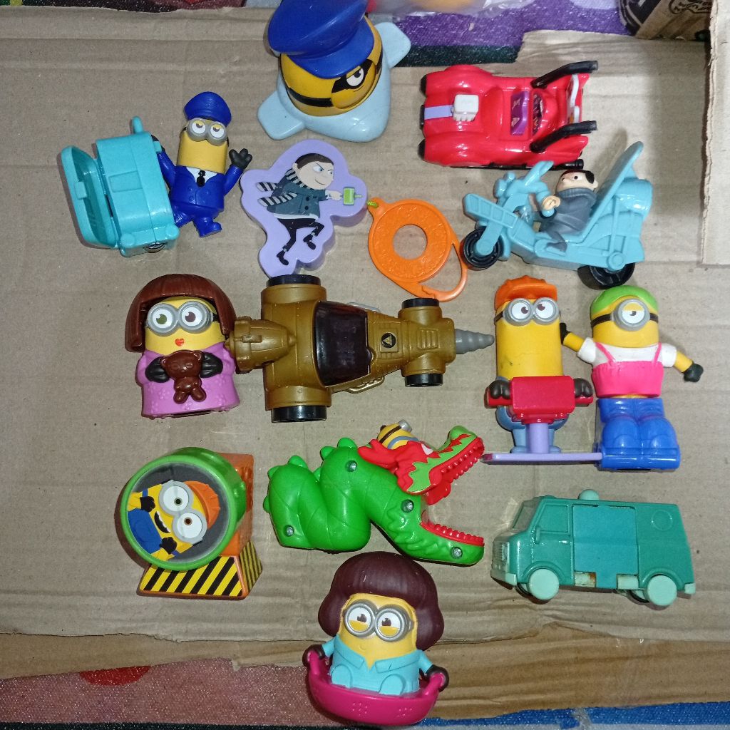 happy meal toys minions rise of gru full set