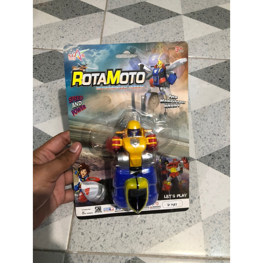 Mainan robot lawas taun 2000an