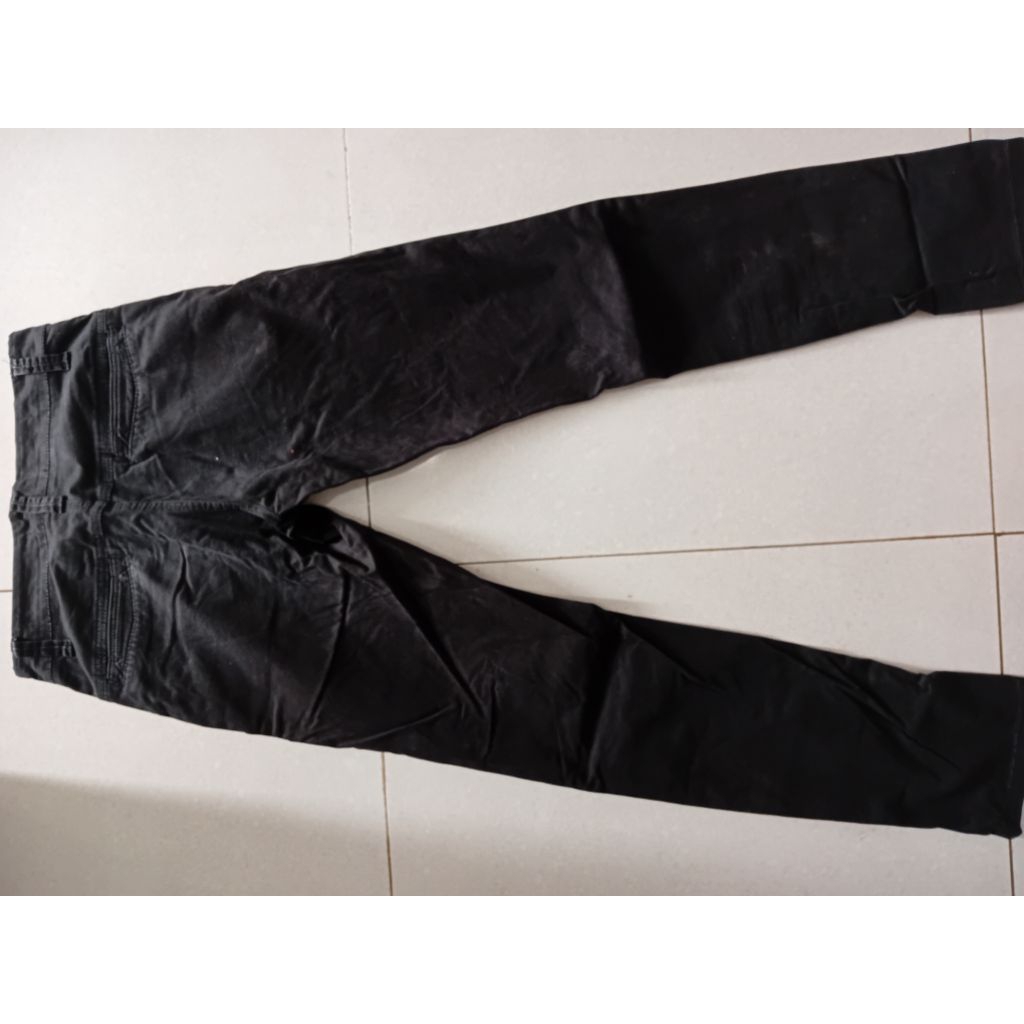 Celana chino kendy pria PRELOVED