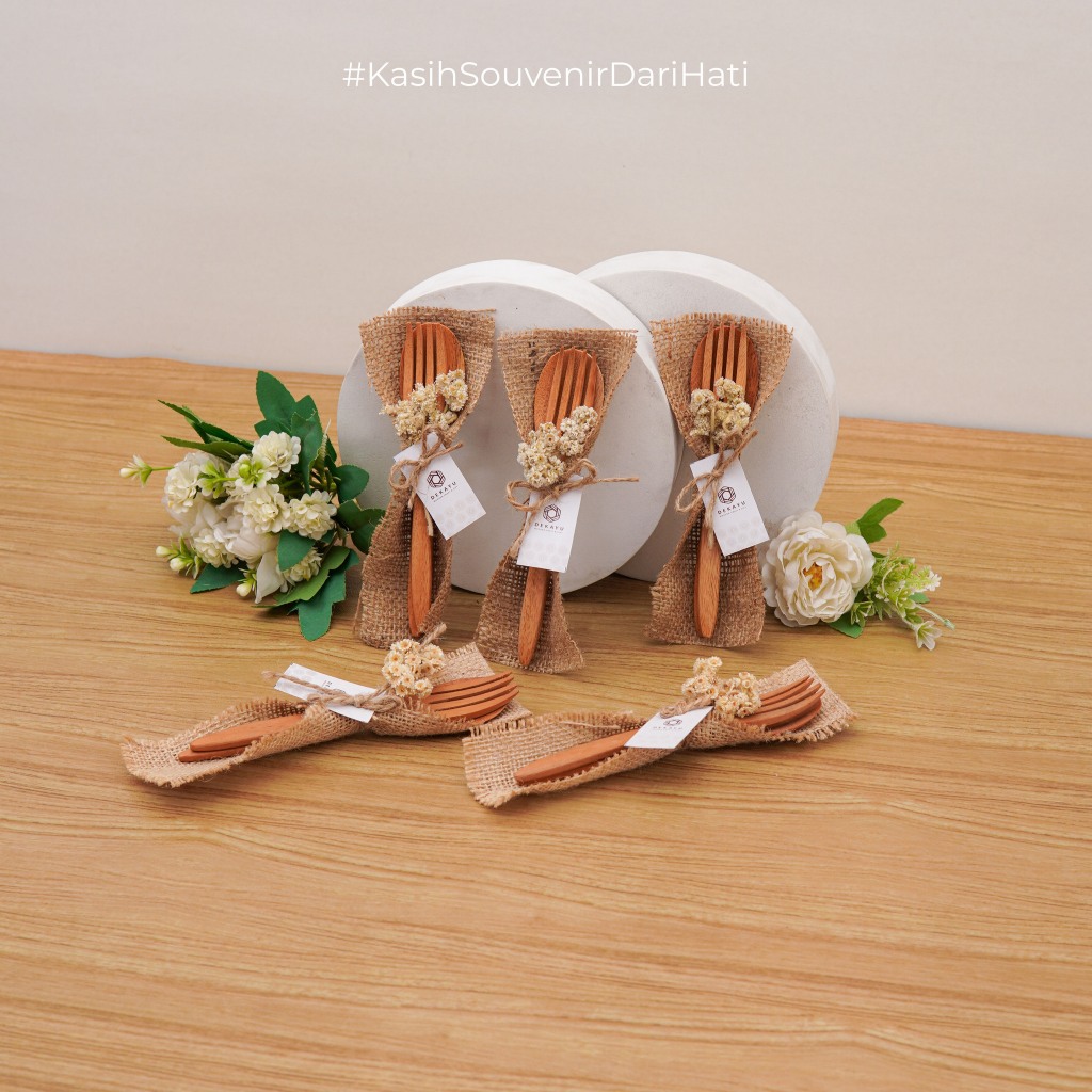 Dekayu - Souvenir Dimas Dekayu | Souvenir Pernikahan | Souvenir Unik