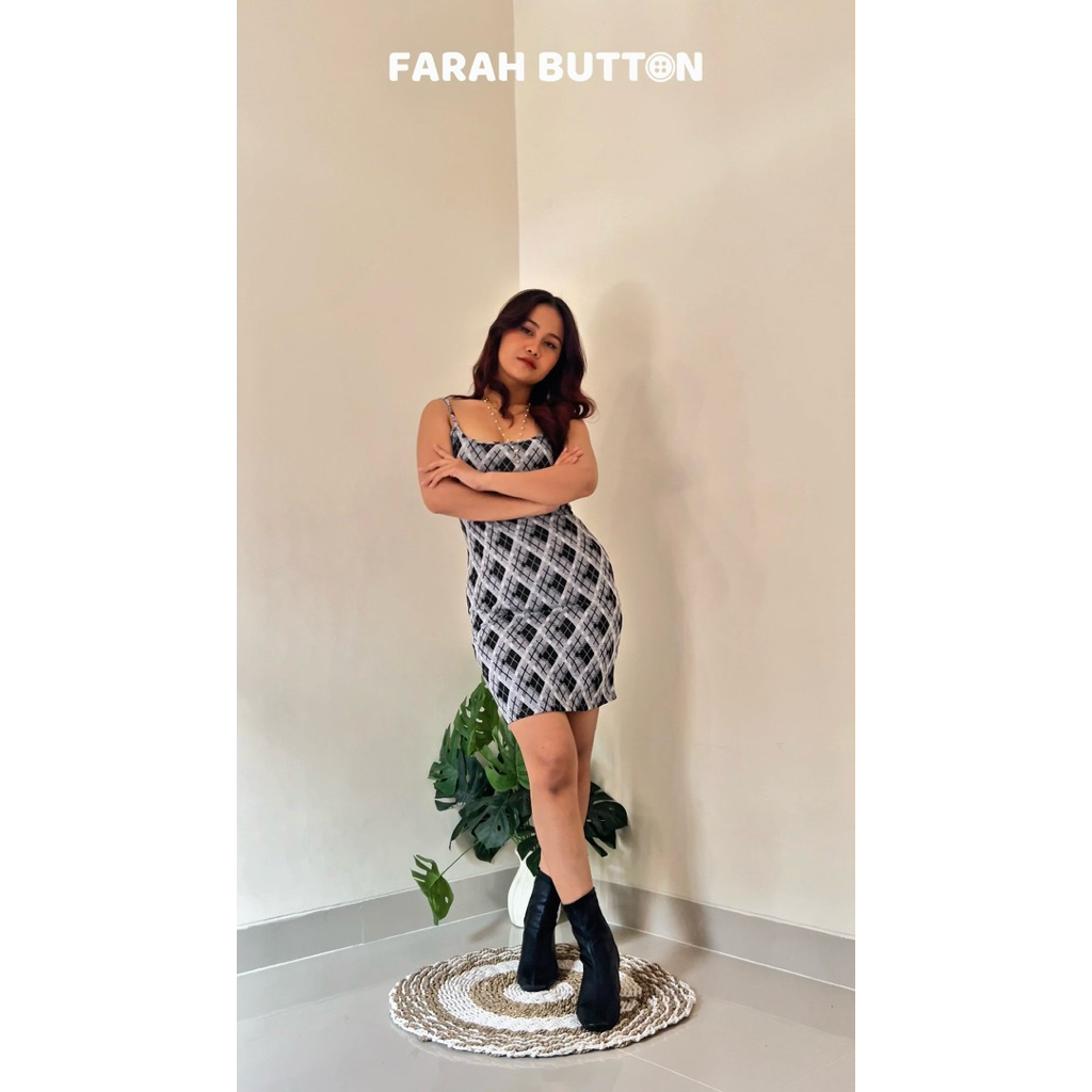 Haya Dress by Farah Button