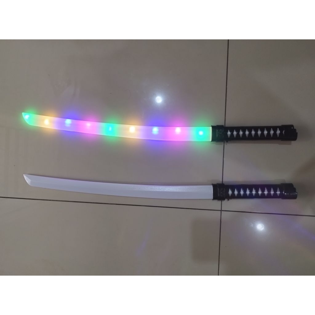 Mainan Pedang Anak LED / Mainan Anak Laki Laki Pedang Plastik