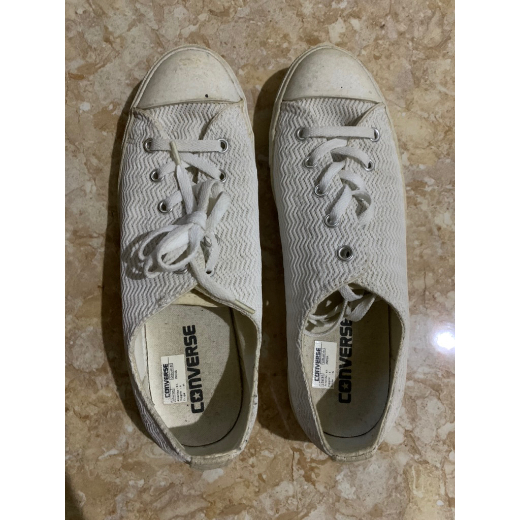 PRELOVED SEPATU CONVERSE PUTIH | MINUS KOTOR | SEPATU PUTIH