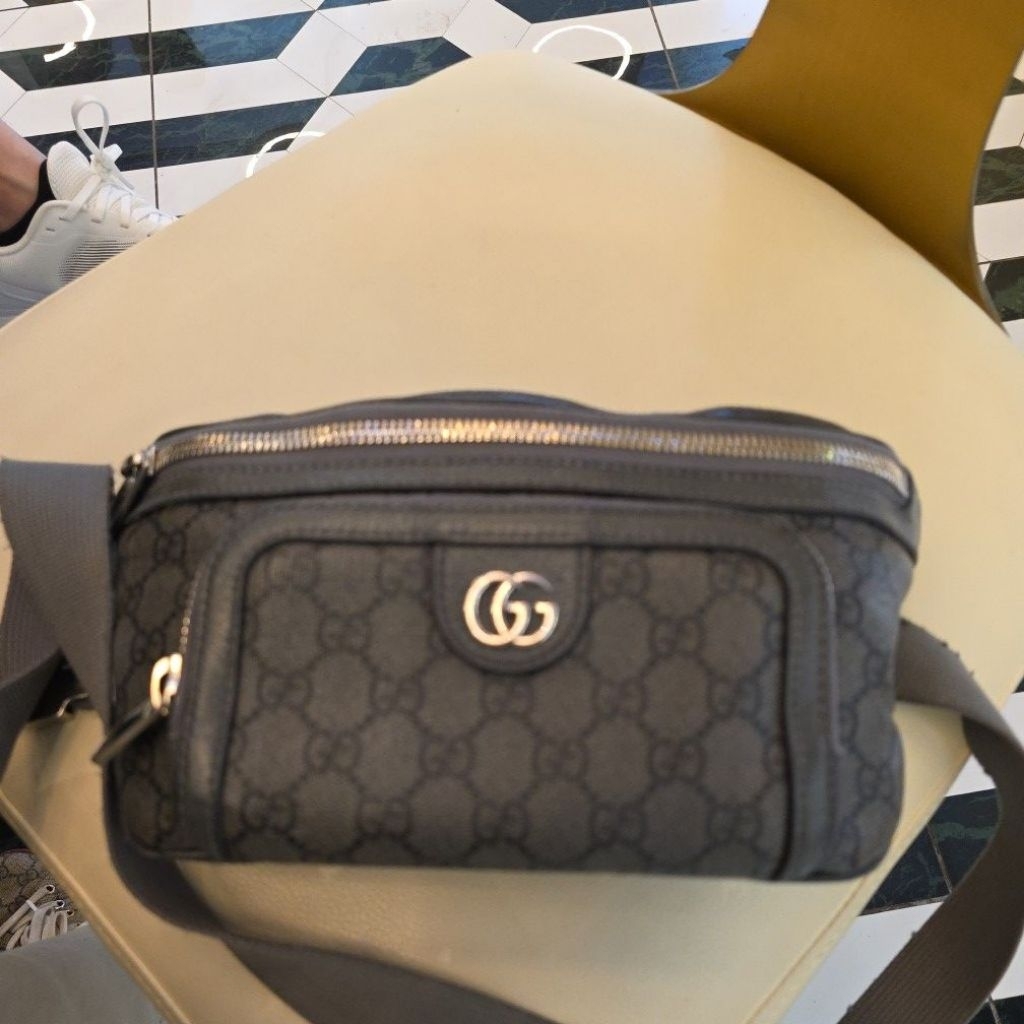 GUCCI TAS SLING BAG ORIGINAL SECOND LIKE NEW