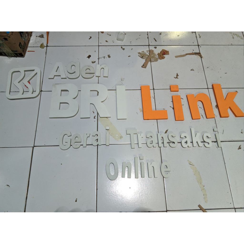 

BRILINK putih oren bahan spon eva BRILINK merek toko BRILINK