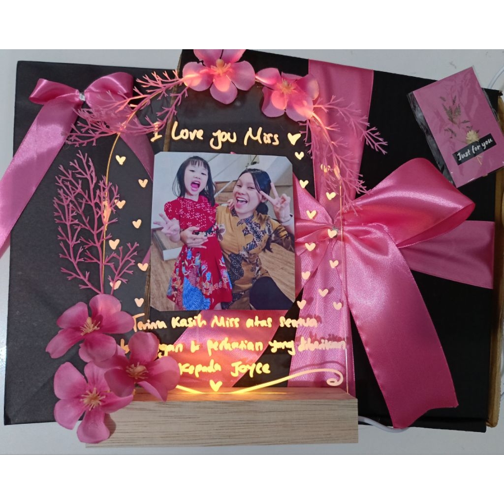

KADO UNIK / KADO KEKINIAN / KADO ULTAH / KADO ANAK / KADO PRIA / KADO CEWE / KADO MOTHERDAY / BINGKAI MURAH / KADO MURAH / HAMPERS MURAH / GIFT CEWE / KADO VALENTINE / KADO ANNIVERSARY / KADO WEDDING