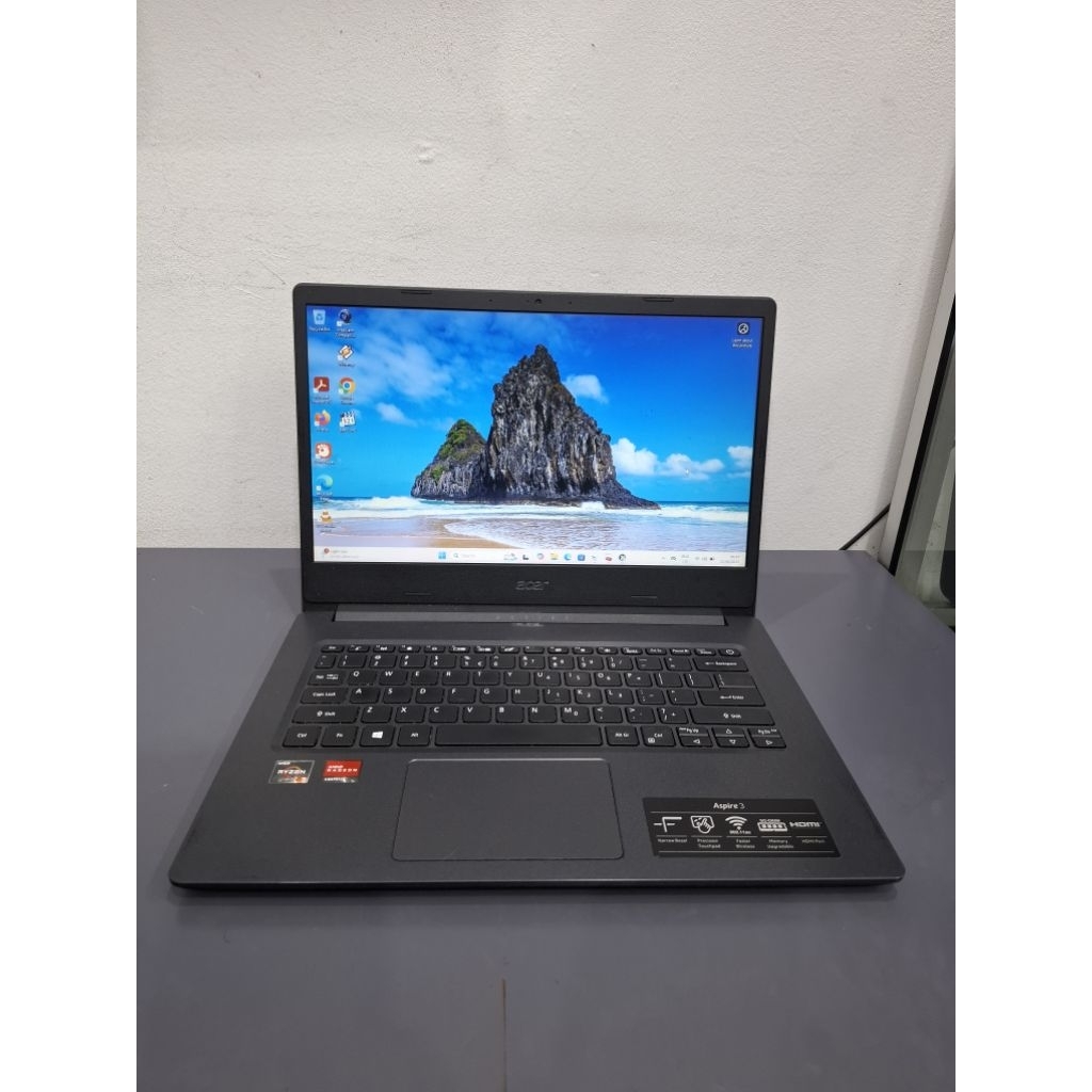 acer aspire 3 amd ryzen 3-3250 ram 8/256 ssd vga 2gb amd radeon