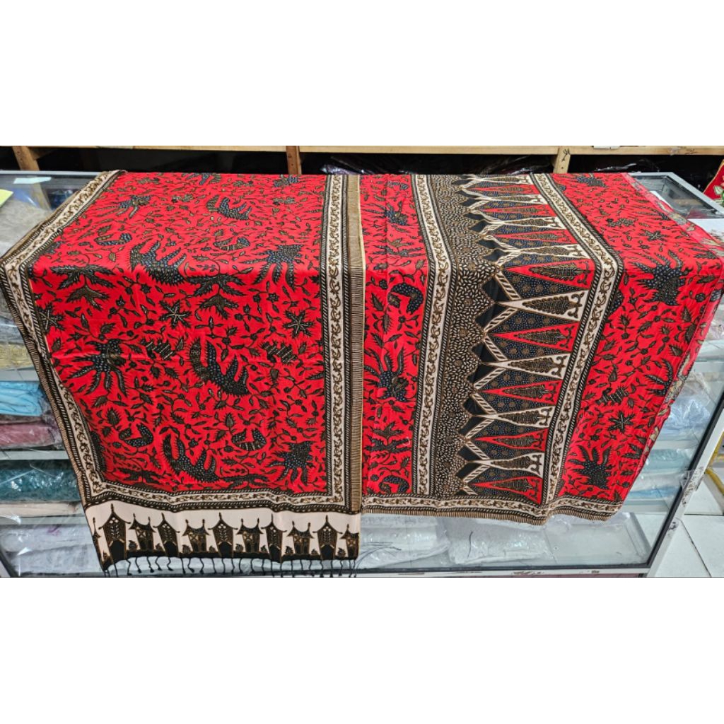 Kain Batik Tanah Liek khas minang