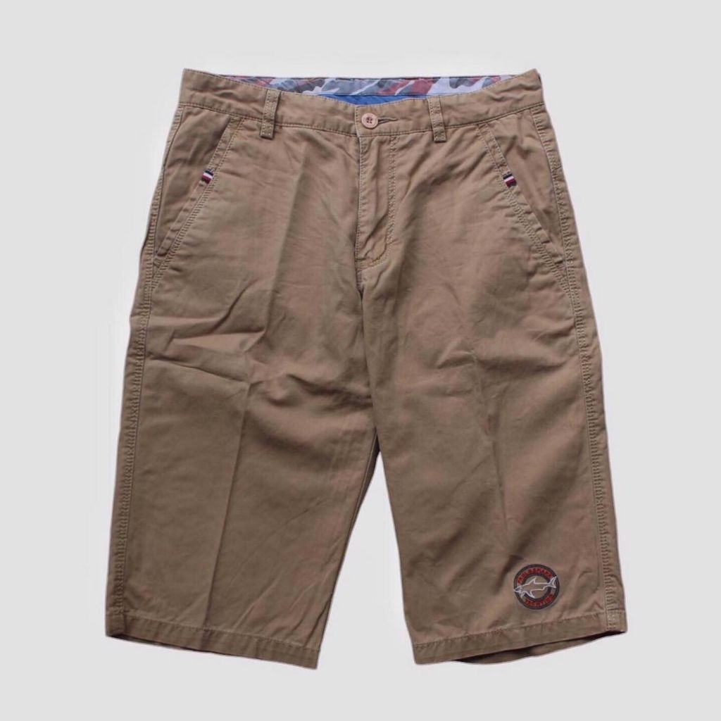 Short Pants Paul and Shark