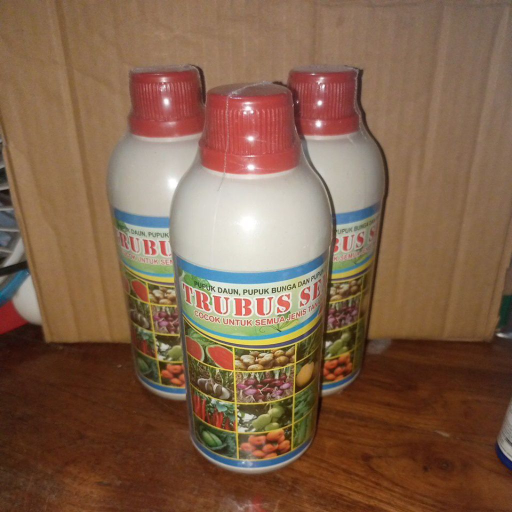 PUPUK DAUN & BUAH TRUBUS SEMI