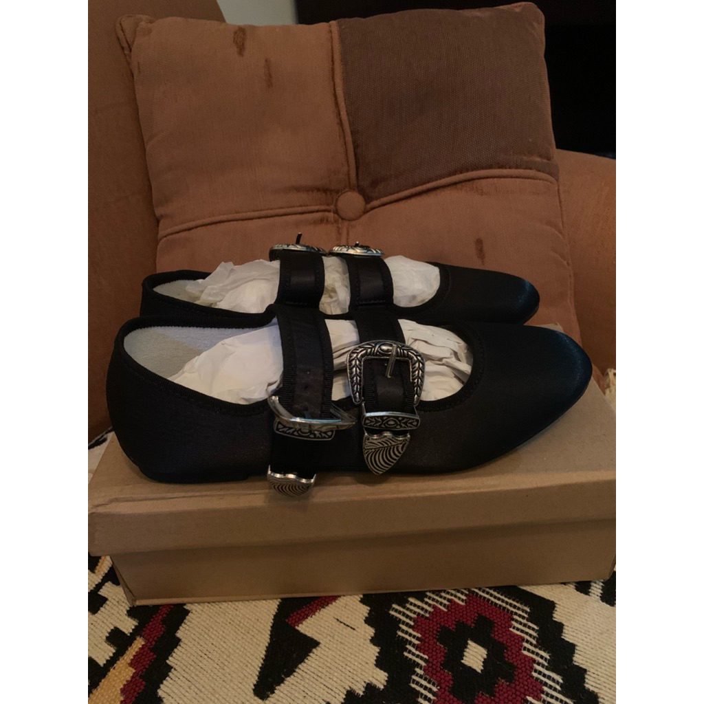 SVEC Metal Buckle Pump. Black Kulit Suede, Size 37. Original Jepang.