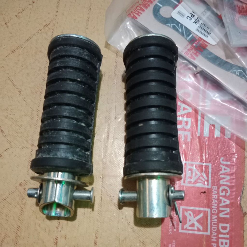 karet footstep belakang arm bulat, rx king kobra, rxs, yamaha alfa